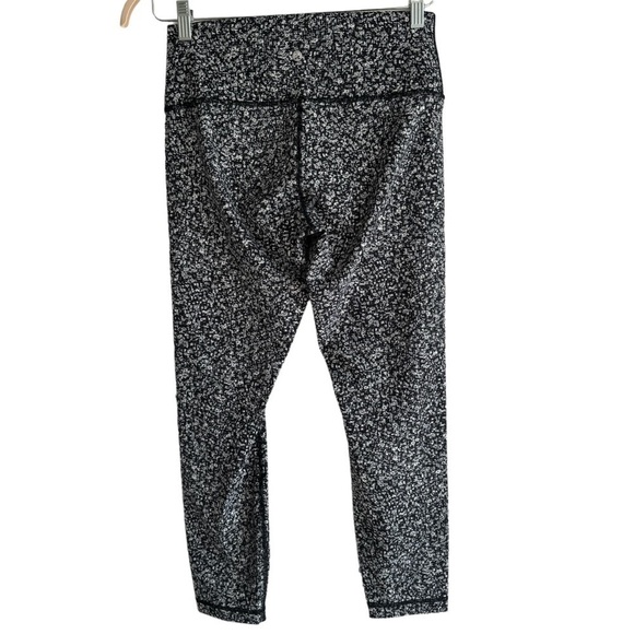 Lululemon Wunder Under Hi-Rise 7/8 Tight, Daisy Dust Alpine White Black, Size 10 - Picture 7 of 11